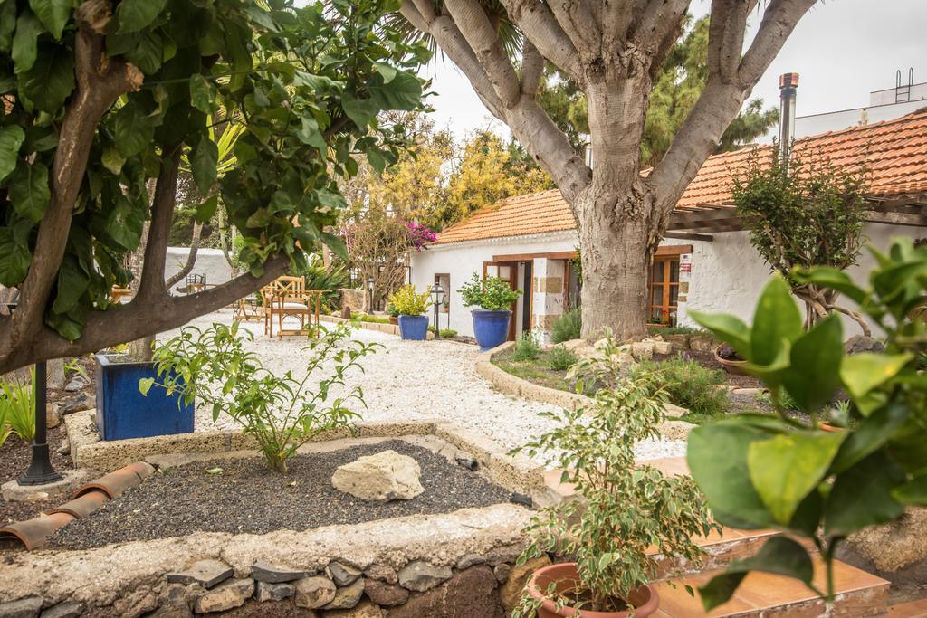 Ecoverode Hotel Emblematico Vegetariano Vegano Arona  Dış mekan fotoğraf